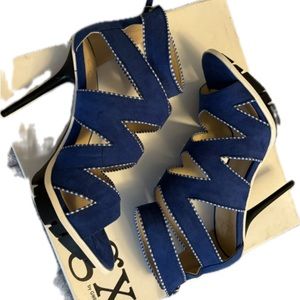 Cobalt blue heels by Gwen Stefani GX size 9 New